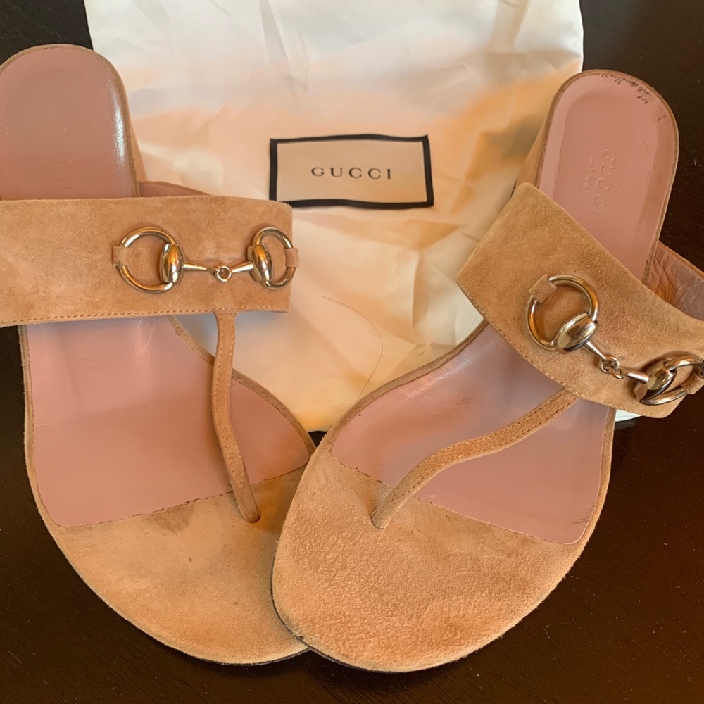Gucci Fawn Suede Sandals